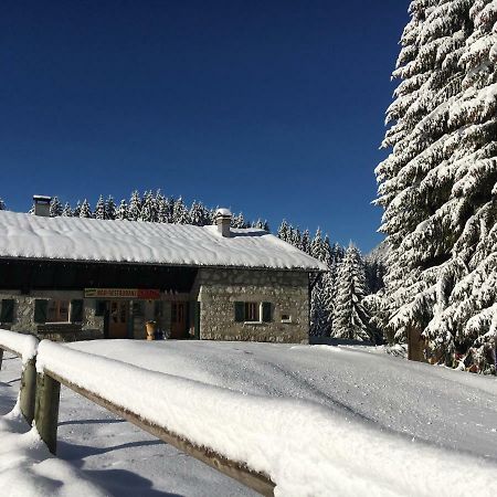 Restaurant Gautard - Chambres D'Hotes Les Tavaillons Торан-Глиер Экстерьер фото